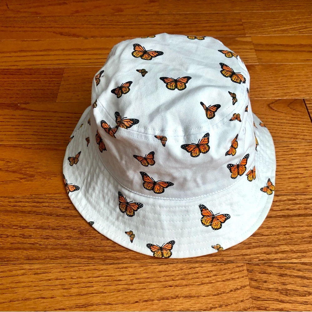 Bokeh Monarch Butterfly White Cotton Bucket Casual Sun Hat Women’s One Size